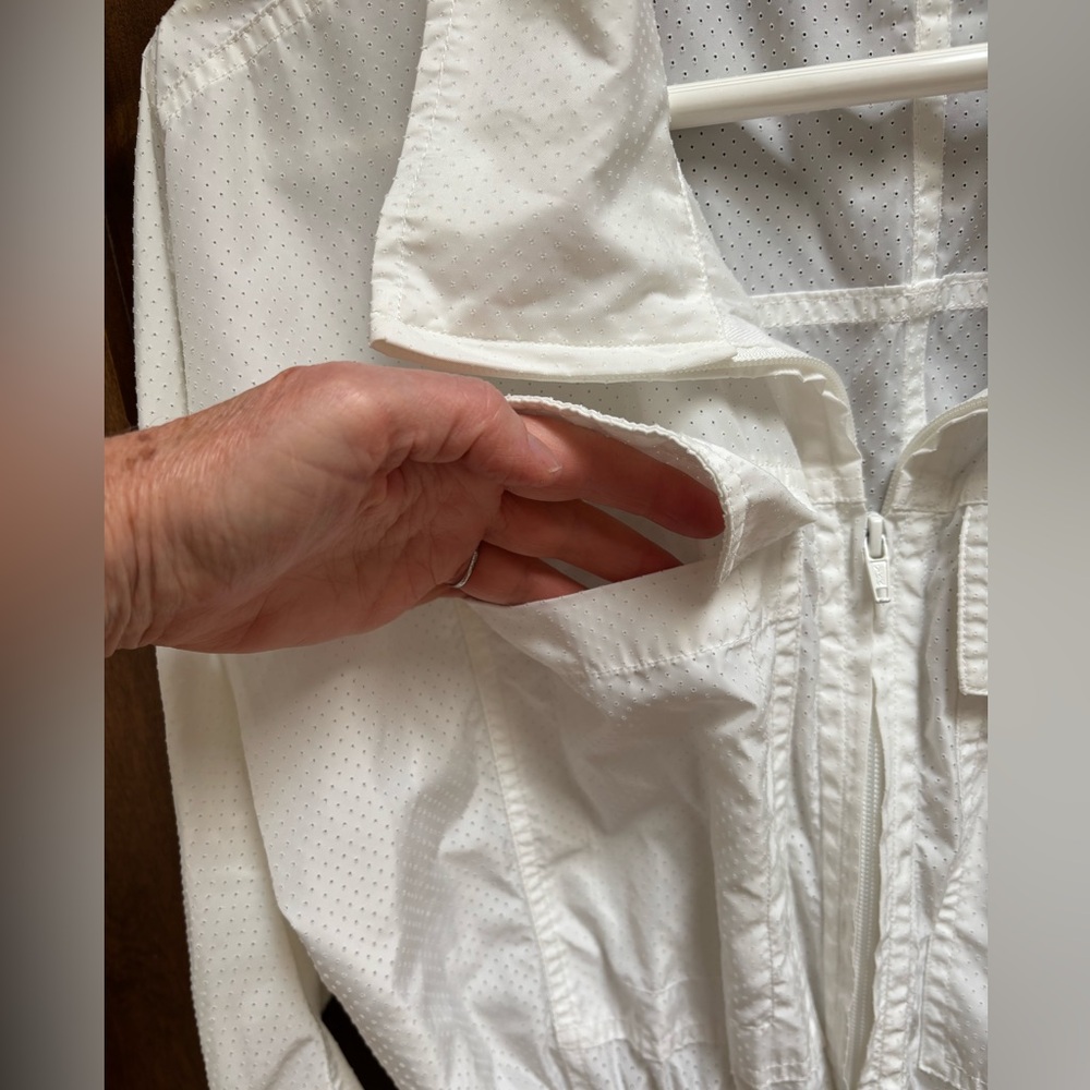 Cabi Windbreker Lightweight Jacket - image 3